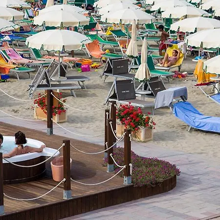 Hotel Costa 3*