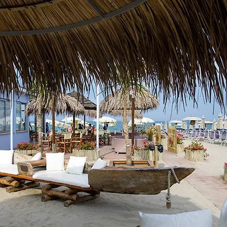 Costa 3*