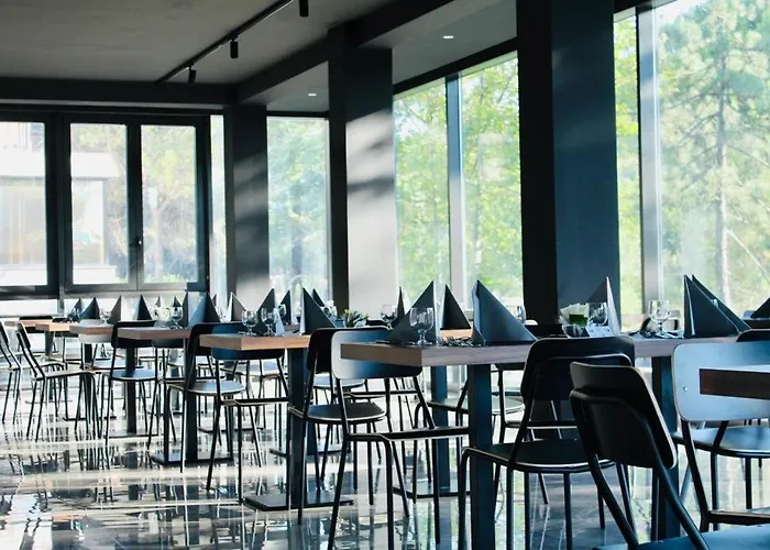 Costa فندق ميلانو ماريتيما