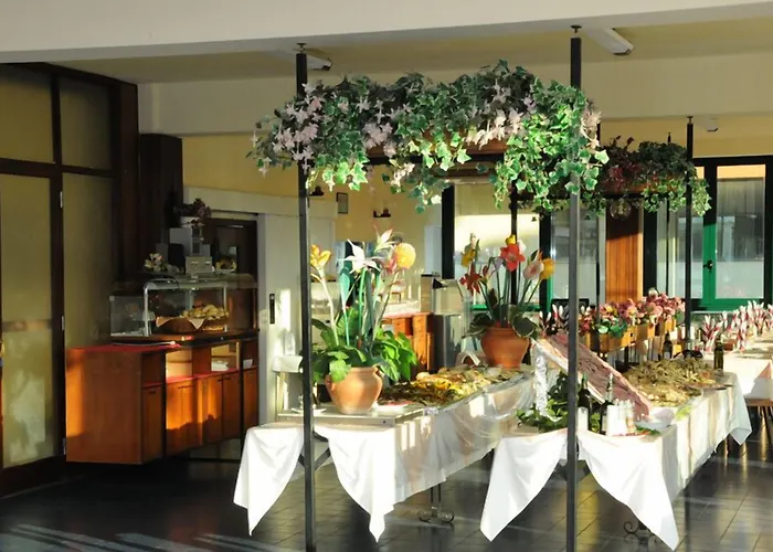 Costa Otel 3*